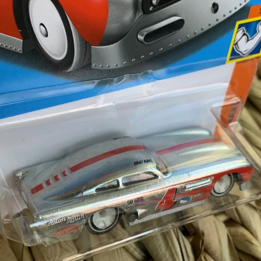 Aston Martin DB4GT High-Speed Edition Hot Wheels AstonMartin HotWheels Race Car